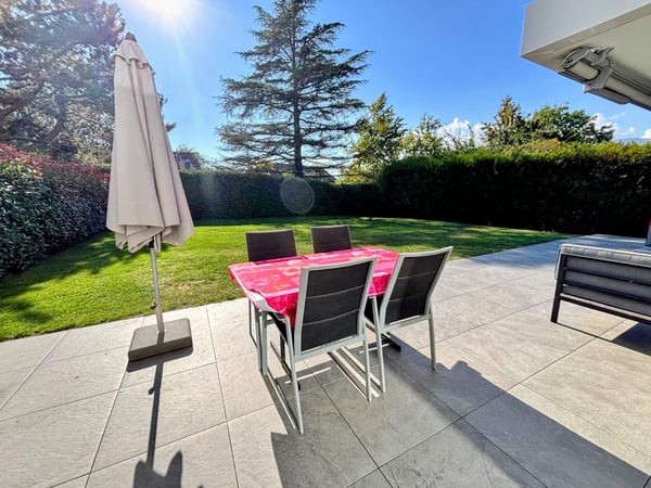 Bel appartement de 5.5 pièce en duplex, avec jardin 2