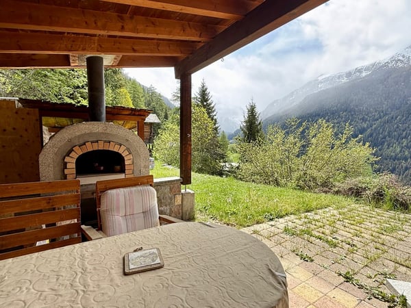 Chalet de 6.5 pièces avec vue panoramique sur les montagnes à Anniviers 8