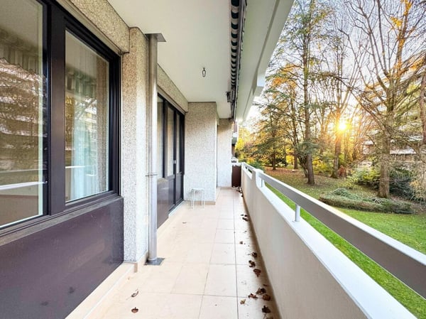 Spacieux appartement rénové de 2 pièces au coeur de Florissant 10