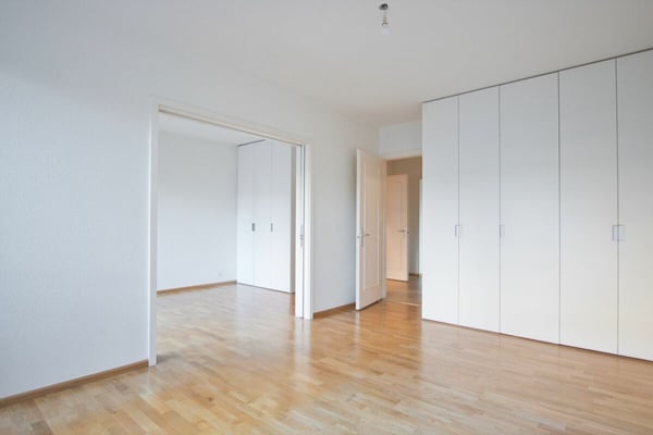 Spacieux appartement rénové de 2 pièces au coeur de Florissant 6