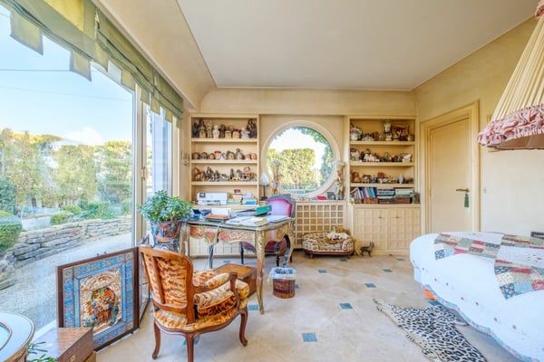 Attique 1.5 pièces avec une terrasse de 147 m2 8