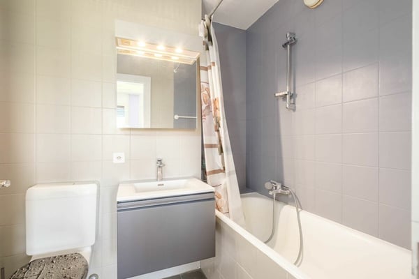 Bel attique au calme avec vue (prix négociable) 12