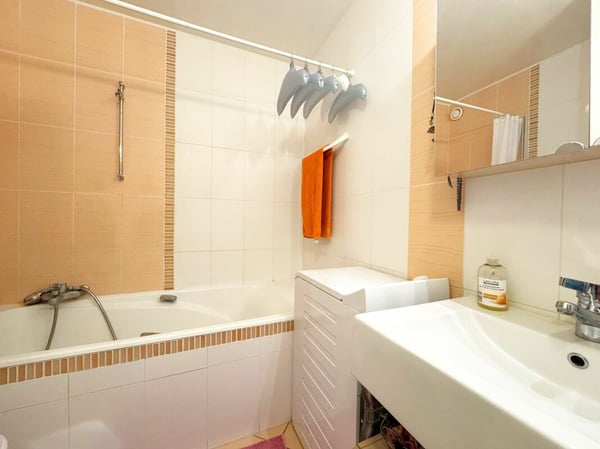 Bel appartement de 3 pièces rénové 6