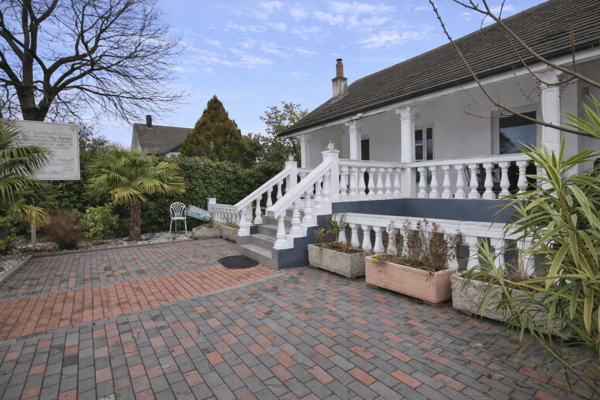 Grande maison rénovée à fort potentiel locatif 6