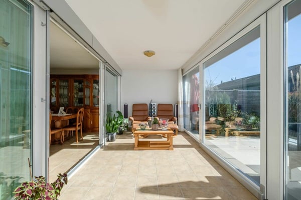Villa d'angle avec jardin de 300 m² - 4 chambres 6