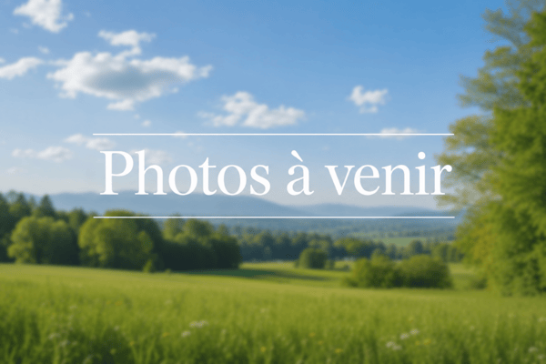 Maison mitoyenne de deux logements à Chambésy