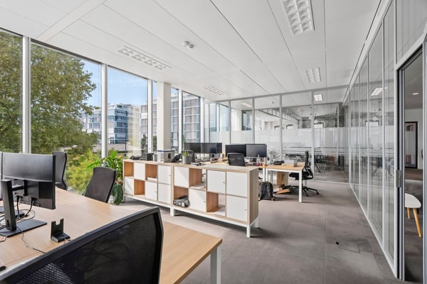 Surface disponible 550 m2- Immeuble Galaise 24 à Plan-Les-Ouates 14