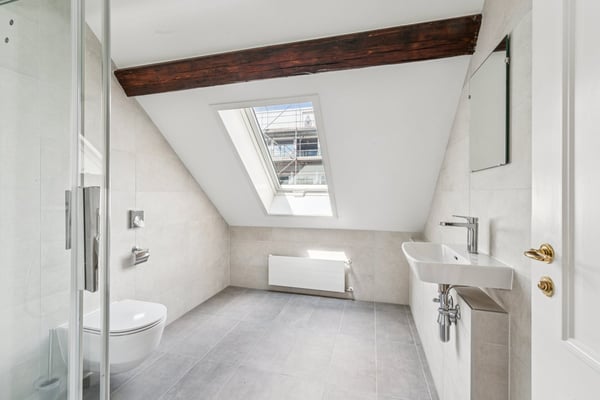230 m2 - Surfaces de haut standing au cœur du quartier des banques 9