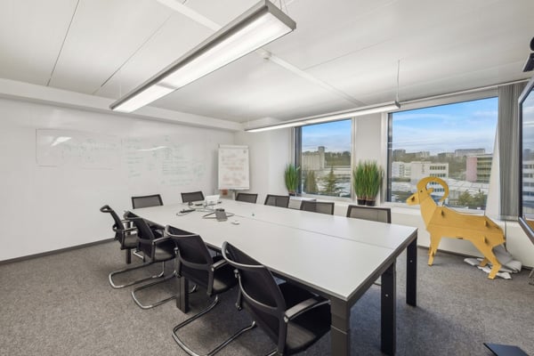 BUREAUX PLUG & WORK 920 m² | Quartier Pont Rouge 6