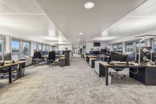 BUREAUX PLUG & WORK 920 m² | Quartier Pont Rouge 5