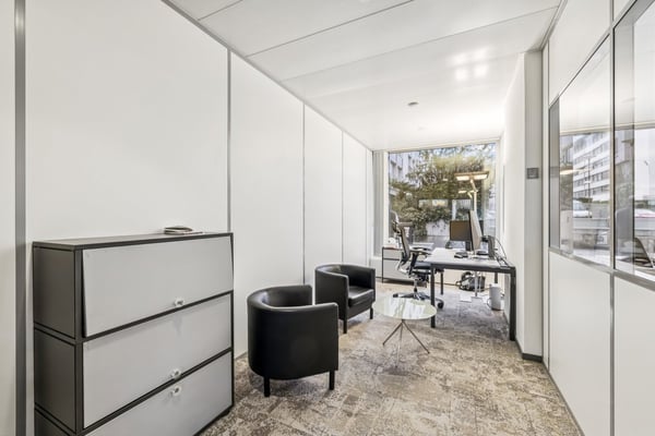 BÜROS PLUG & PLAY 330m² | Pont Rouge Viertel 7