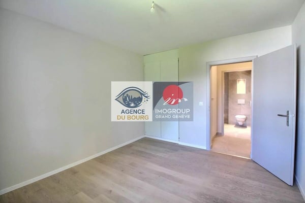Spacieux duplex avec jardin privatif aux allures de maison - Anières 9