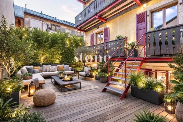 Au coeur des Eaux-Vives! Superbe duplex avec terrasse 2
