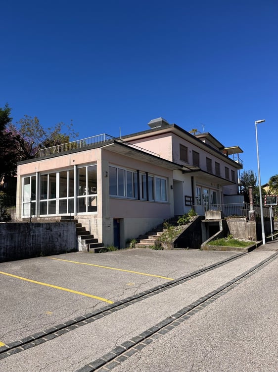 NOVAZZANO - TERRENO R2 CON PROGETTO APPROVATO PER 4 ABITAZIONI 2