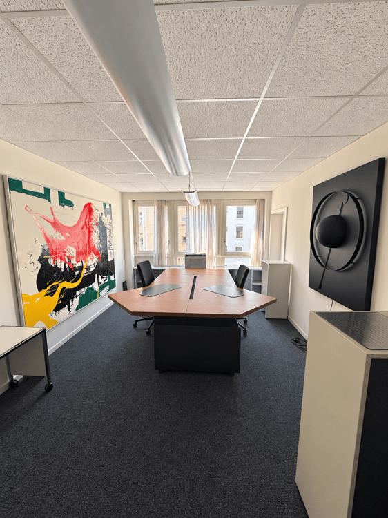 BUREAUX TRÈS BIEN SITUÉS AU CŒUR DU CENTRE-VILLE DE GENEVE 6