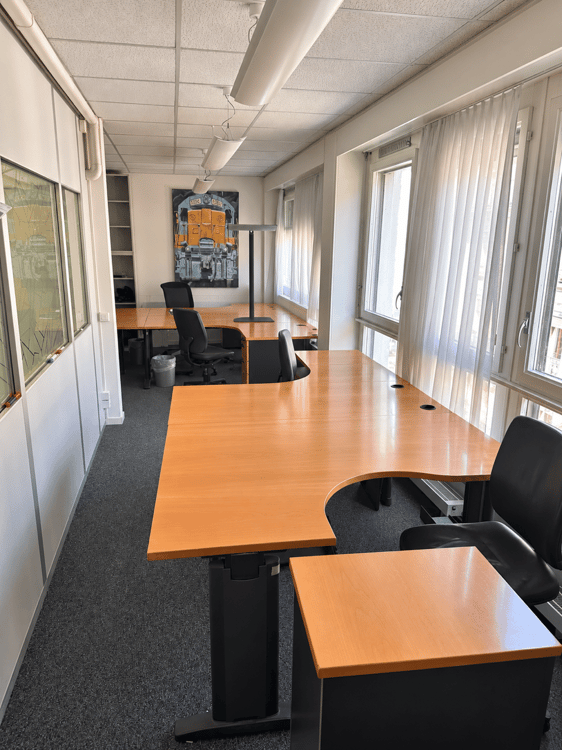 BUREAUX TRÈS BIEN SITUÉS AU CŒUR DU CENTRE-VILLE DE GENEVE 11