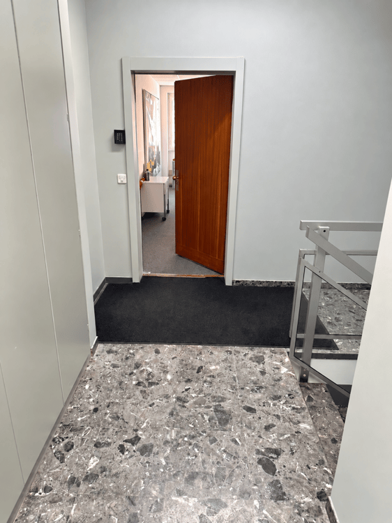 BUREAUX TRÈS BIEN SITUÉS AU CŒUR DU CENTRE-VILLE DE GENEVE 5