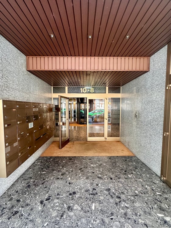 BUREAUX TRÈS BIEN SITUÉS AU CŒUR DU CENTRE-VILLE DE GENEVE 3