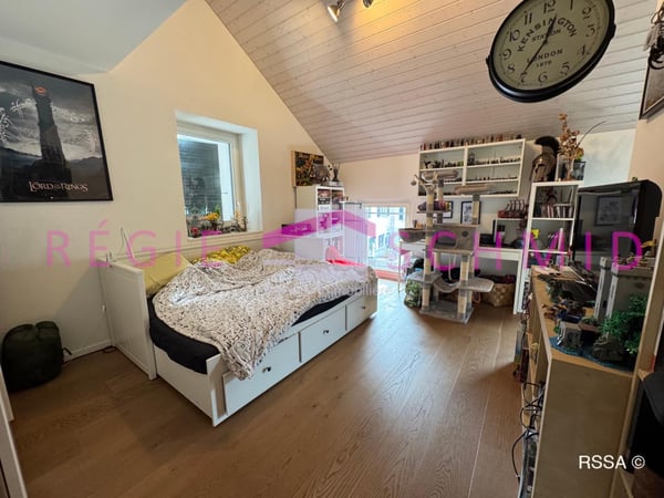 Appartement au dernier étage de 3 chambres à Gingins 6