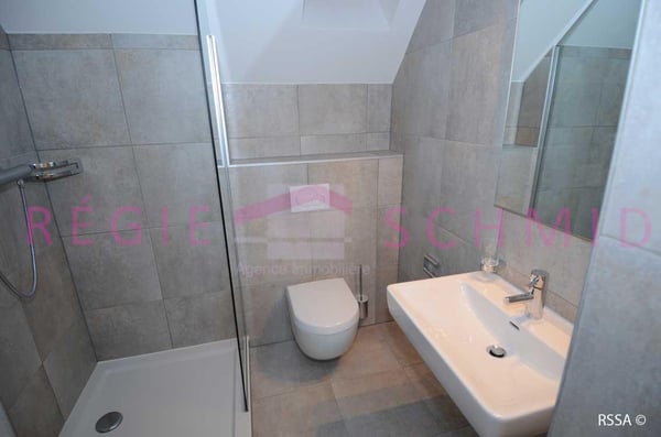 Appartement duplex de 6 pièces à Eysins 7