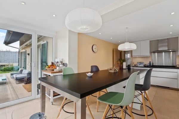 Maison traditionnelle Vaudoise - 2 pièces ! 2