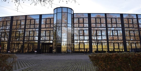 Mont-sur-Lausanne - Surfaces administratives et/ou commerciales 3