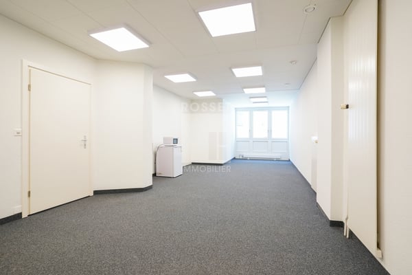 Bureaux d'environ 330 m² au 1er étage 5