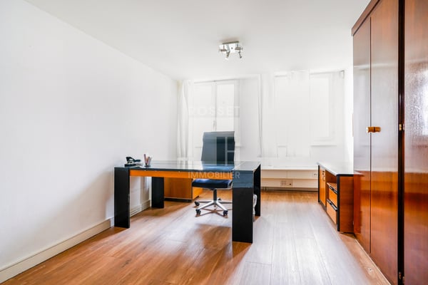 Bureaux d'env. 370 m² Duplex en attique 4