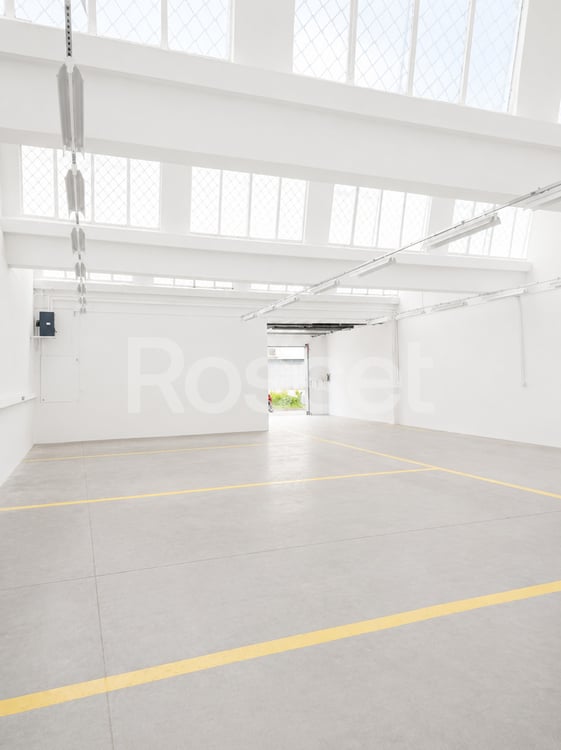Bureaux d'env. 380 m² au rez-de-chaussée 5