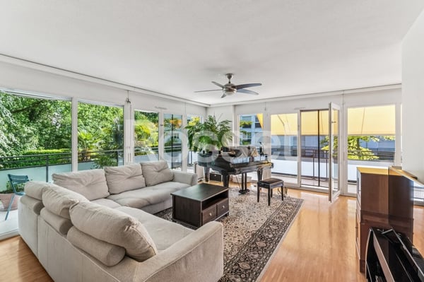 En Co-Exclusivité : Élégant 6 pièces avec grande terrasse 1