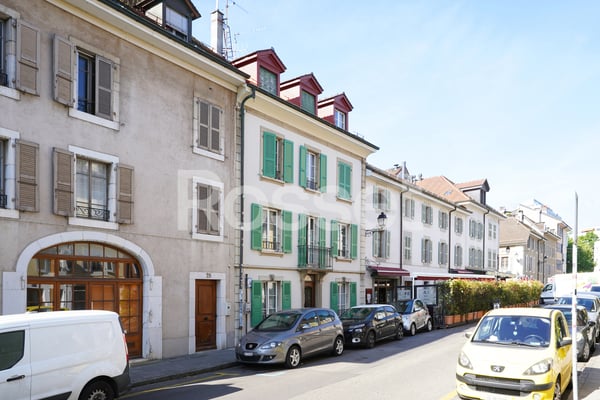 Charmant duplex de 4 pièces dans le Vieux-Carouge 6