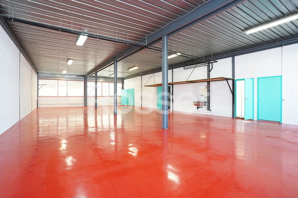 Atelier, showroom et bureaux - à partir d'env. 447 m² 2