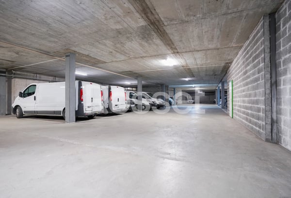 Locaux artisanaux d'env.102 m² au 4 ème étage 3