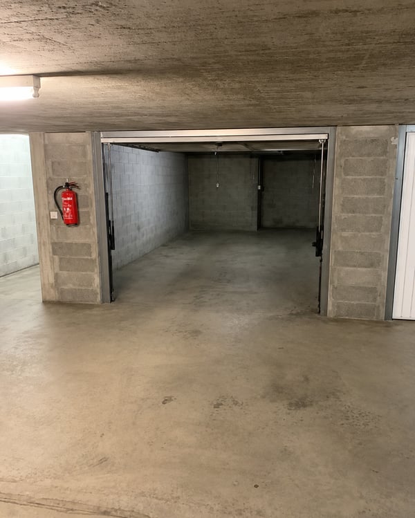 BEL ET GRAND APPARTEMENT EN ATTIQUE 13