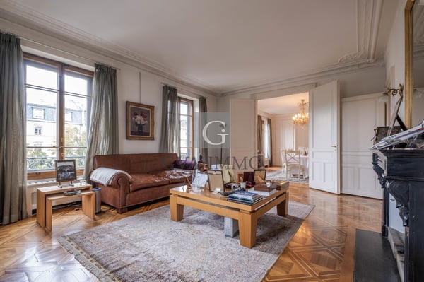 Magnifique hôtel particulier dans le quartier de l'Eglise Russe 1