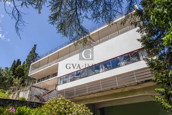 Un chef d'oeuvre de style Bauhaus sur les bords du Lac 2