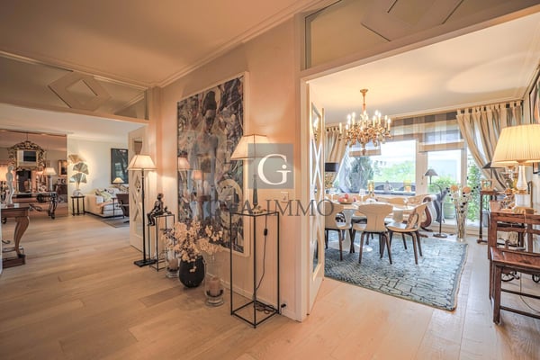 Bel appartement en étage élevé, au coeur d'un quartier résidentiel 1