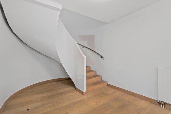 Exceptionnel 6.5 pièces en duplex avec jardin à Champel 4