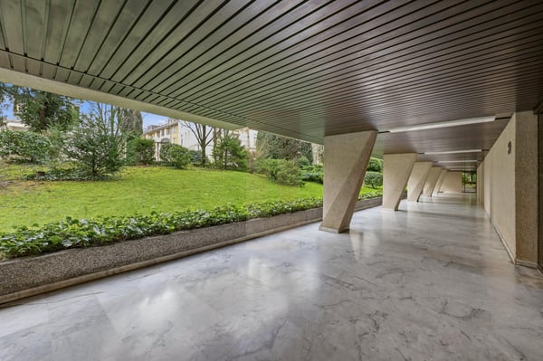 Prestigieux appartement traversant à Champel 7