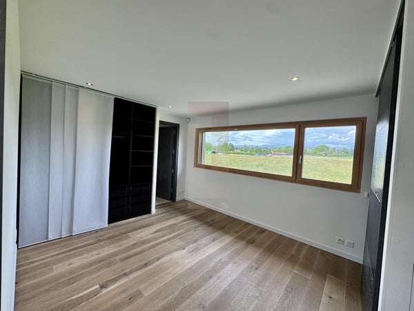Belle villa contemporaine au coeur de la campagne genevoise 8