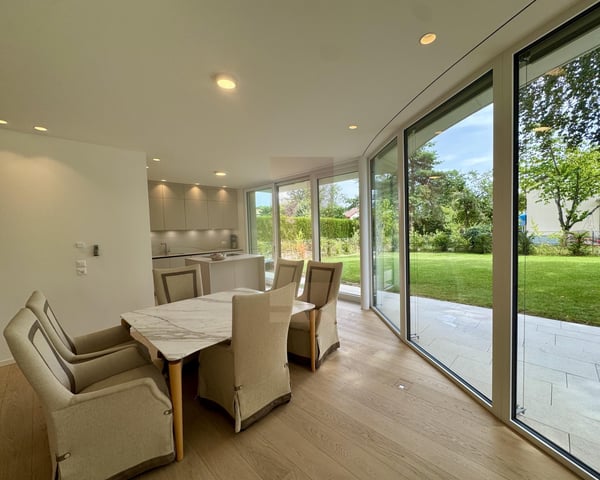 Belle villa contemporaine avec jardin 3