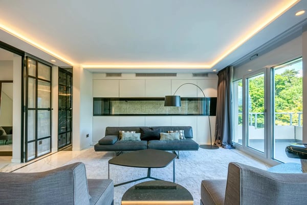 Somptueux attique en duplex rénové ! 5