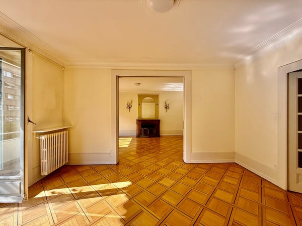 Elégant et spacieux appartement de 7.5 pièces à Champel, Genève 1