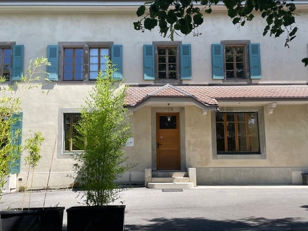 Majestueuse Villa de Caractère à Jussy – 11 Pièces, 350 m² 1