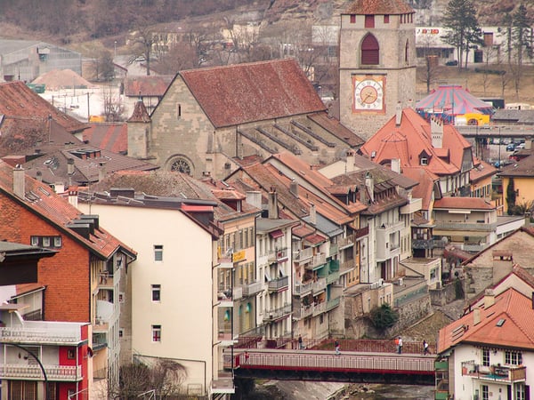 Maison pour investisseur au centre de Moudon 2