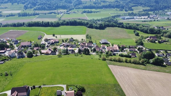 Maison villageoise de 140 m2 avec un grand jardin 13