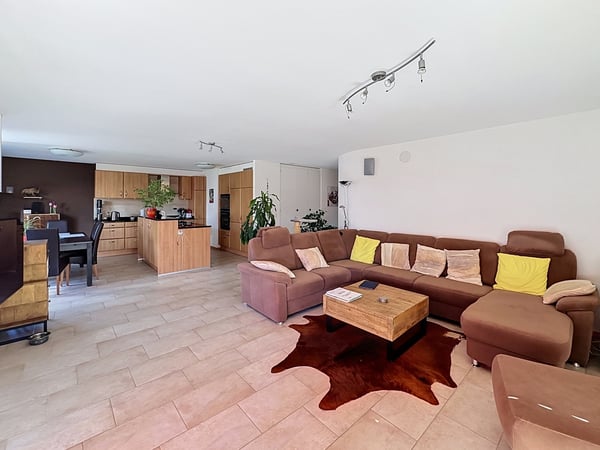 Appartement 3.5 pièces en PPE, 1er étage avec balcon 3