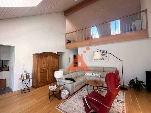 Spacieux duplex de 5,5 pièces sous toiture 1