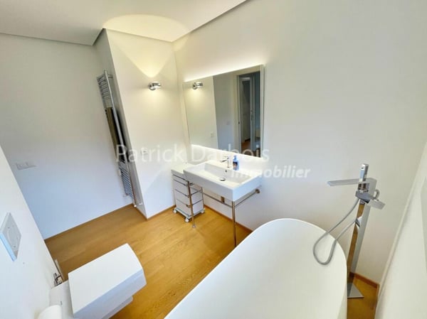 Appartement 4.5 pièces à Paradiso 23