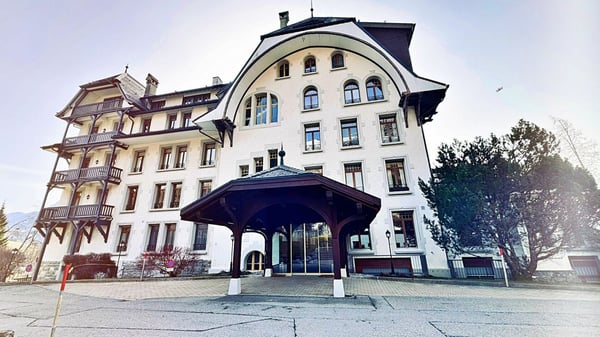 Superbe appartement de 2,5 pièces dans résidence 5 étoiles 1